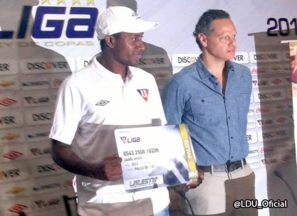 Jaime Ayoví fue presentado en Liga de Quito 2013