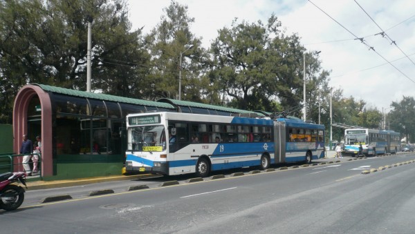 Habrá guardias en los buses de Quito